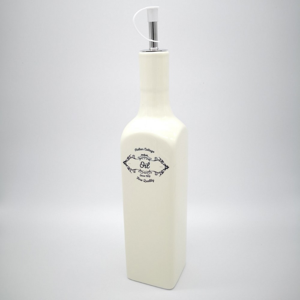 Oliera Ceramica Capacità ml 500 , bianco avorio, beccuccio versatore.